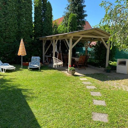 Sommer Ferienhaus Balatonszarszo Dış mekan fotoğraf